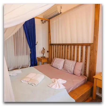 Meltem Hanim Konagi فندق Ula